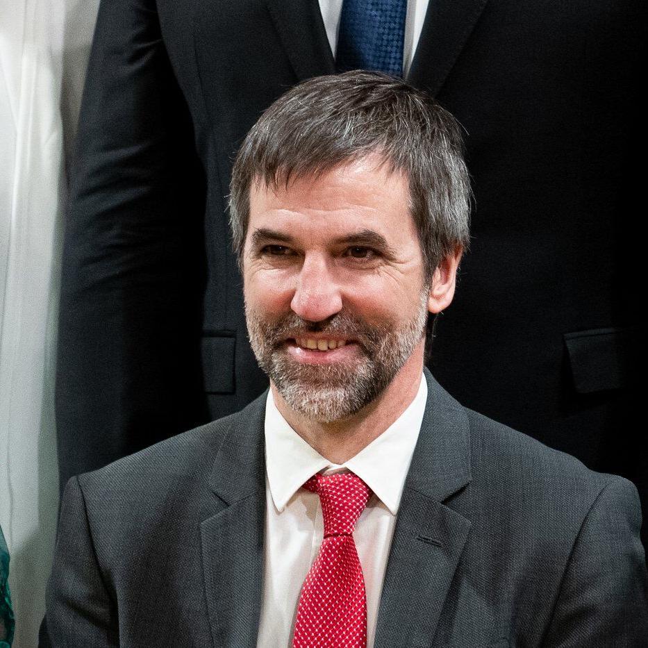 Canada must maximize use of existing pipelines before building more, minister says